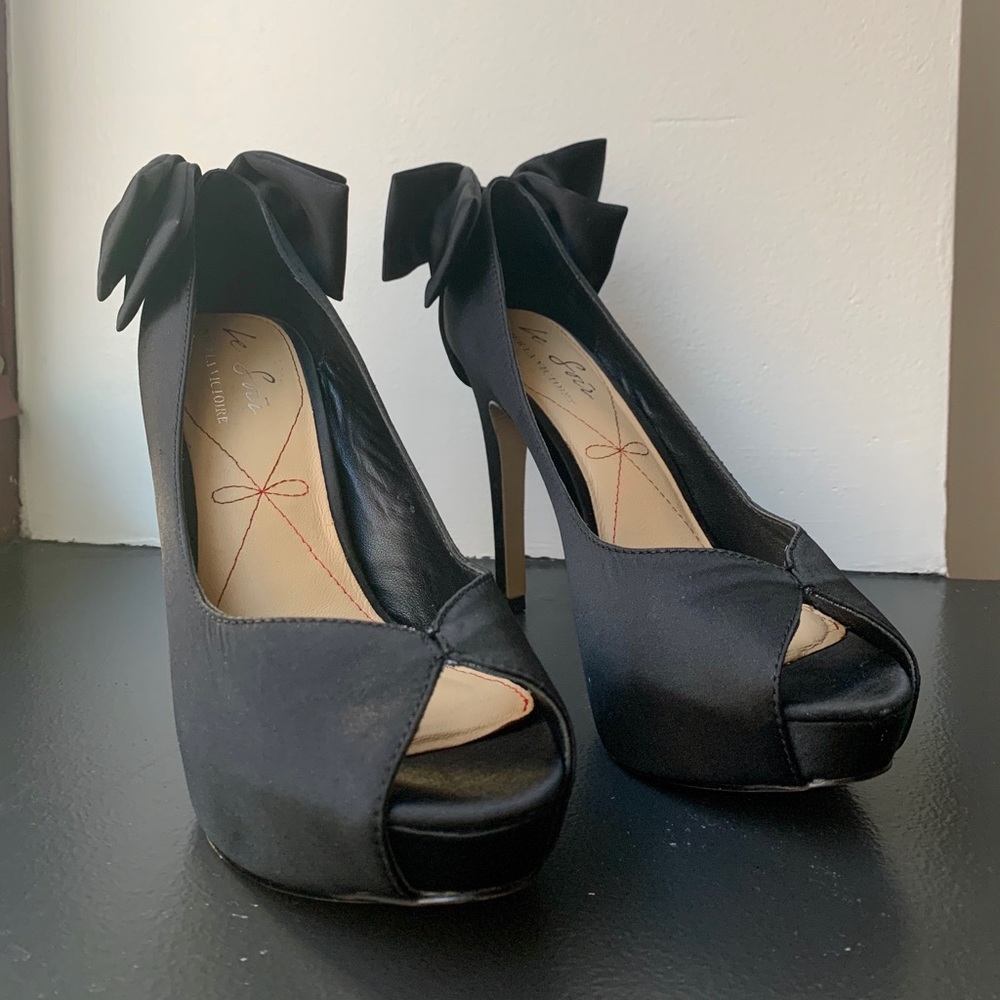 Le Soir by Pour La Victoire Satin Peep Toe Pumps